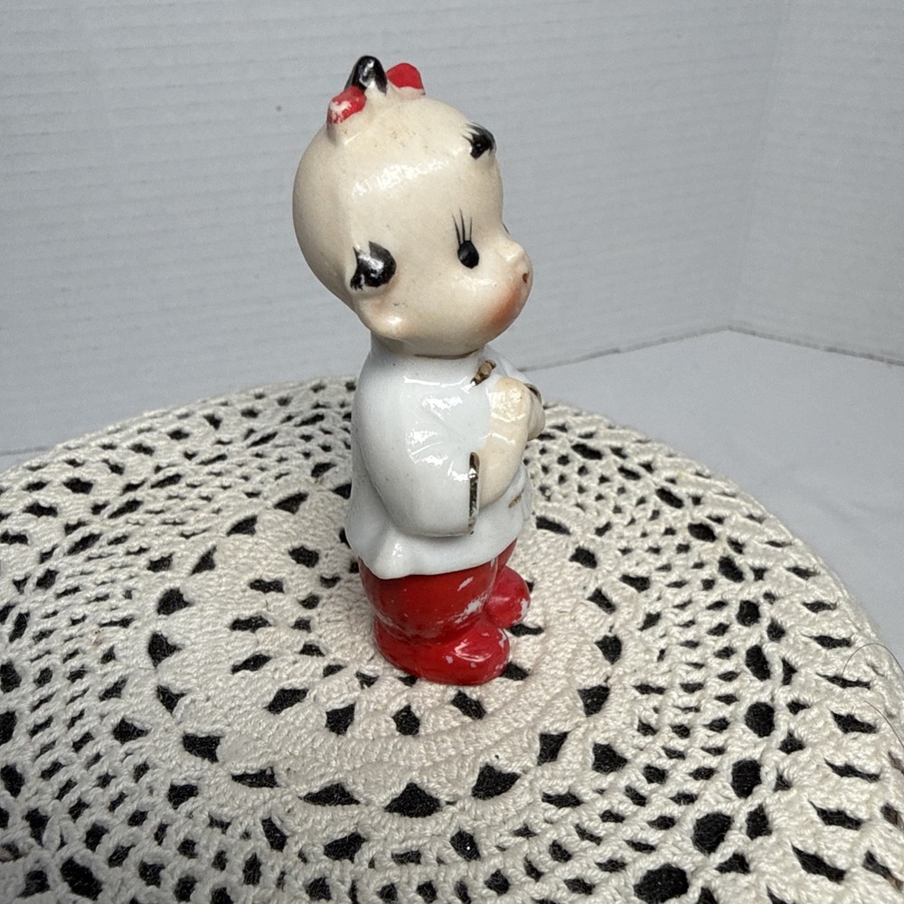 Vintage 3" Tall Japan Porcelain Kewpie Doll Girl Praying Hands Red and White - Picture 2 of 6